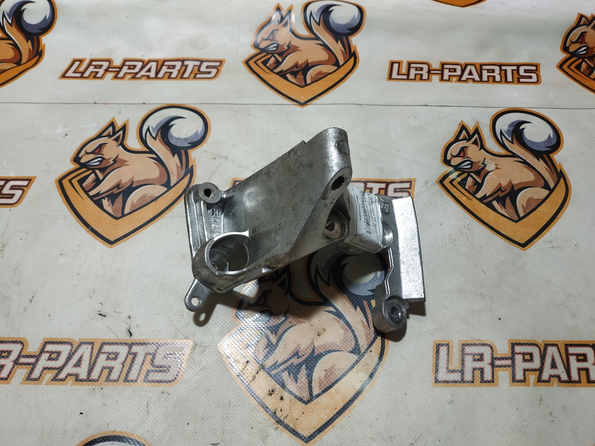 LR041974 ARC RANGE ROVER SPORT L320 pump bracket 2005-2012 Used
